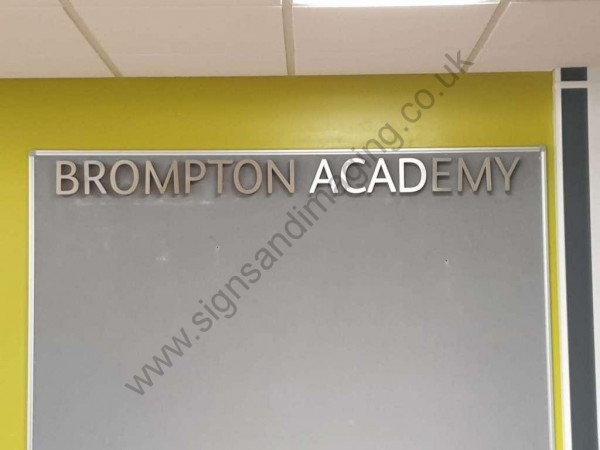 Brompton Academy 3D Lettering various NOV 21 (6)