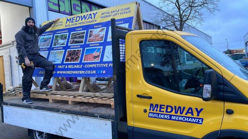 Medway Builders Lorry Frame & large printed banner (8)
