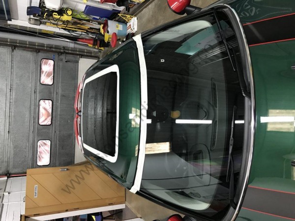 Mini Roof Wrap in Red Avery Supreme-01