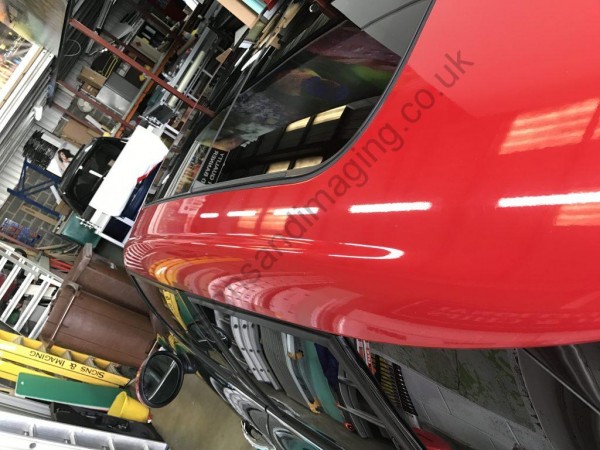 Mini Roof Wrap in Red Avery Supreme-10