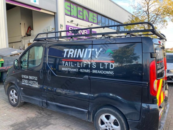 Trinity Tail Lifts Vivaro signwriting Nov 21 (5)