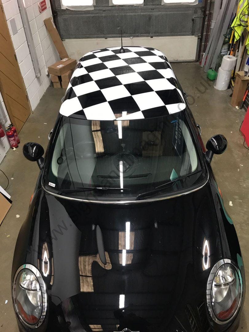 Mini Roof Wrap Takes the Chequered Flag !!!! - Signs and Imaging