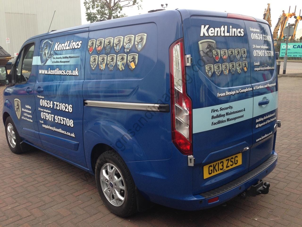 Van Wraps & Partial Van Wraps Signs and Imaging